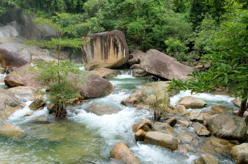 Vị trí địa lý và đặc điểm tự nhiên của Tánh Linh