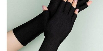 Tại sao nên sử dụng bao tay để chống nắng khi đi ngoài trời?