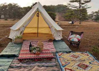 Trang trí lều trại là việc sử dụng vật dụng làm mới cho lều trại