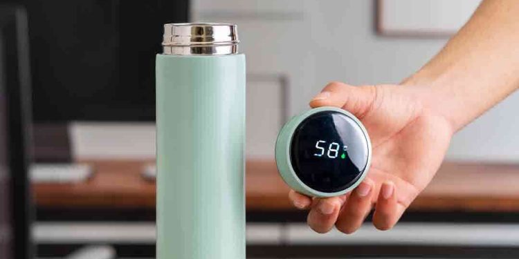 Tại sao bình giữ nhiệt bị đổ mồ hôi? Cách khắc phục