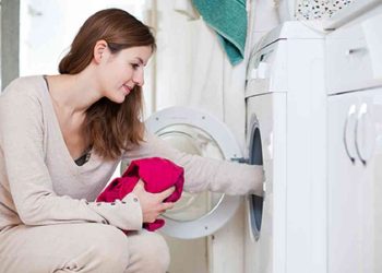 Hướng dẫn cách giặt áo chống nắng