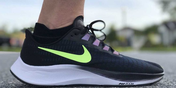 Cách lựa chọn một đôi giày chạy bộ phù hợp cho bạn